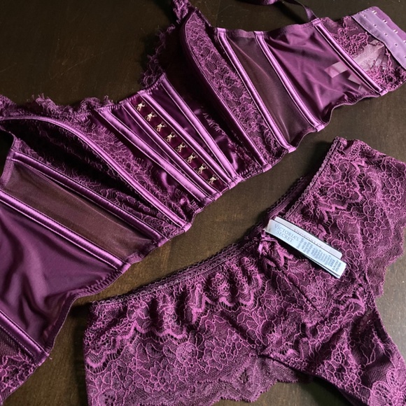 Victoria’s Secret Rouge Pink Dream Angels Lace Unlined Non Wired Corset Bra Top - Picture 2 of 9